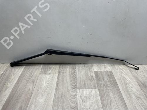 Used Front windshield wiper arm NISSAN X-TRAIL I (T30) 2.2 dCi 4x4 (136 hp) 13294266