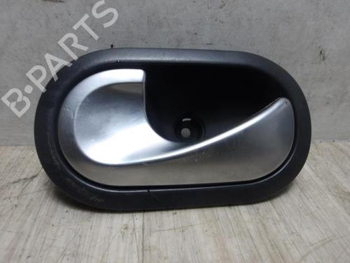 Used Front left interior door handle RENAULT CLIO III (BR0/1, CR0/1) 1.5 dCi (BR17, CR17) (86 hp) 13284374