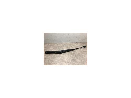 Used Front windshield wiper arm VW TIGUAN (AD1, AX1) 2.0 TDI (150 hp) 23036188
