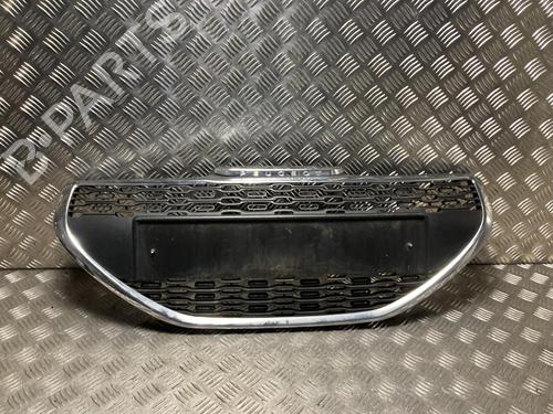 Used Grille PEUGEOT 208 I (CA_, CC_) 1.6 HDi (92 hp) 31770334
