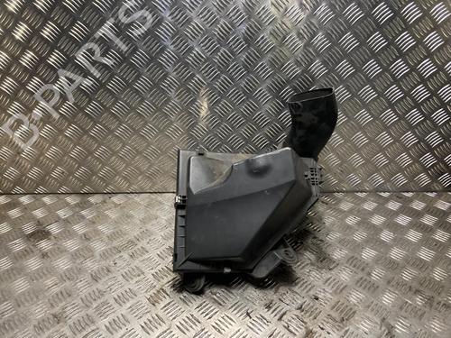 Used Air filter box BMW 3 Touring (E91) 320 d (150 hp) 31186424