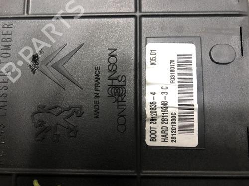 Fuse box CITROËN C5 III (RD_) 2.0 HDi (RDRHD8, RDRHDJ, RDRHR8, RDRHRJ) | BP23105387E1 - Image 5