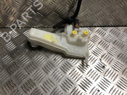 Used Brake fluid reservoir Brake fluid reservoir PEUGEOT 208 II (UB_, UP_, UW_, UJ_) 1.2 PureTech 100 (101 hp) 35978109 35978109