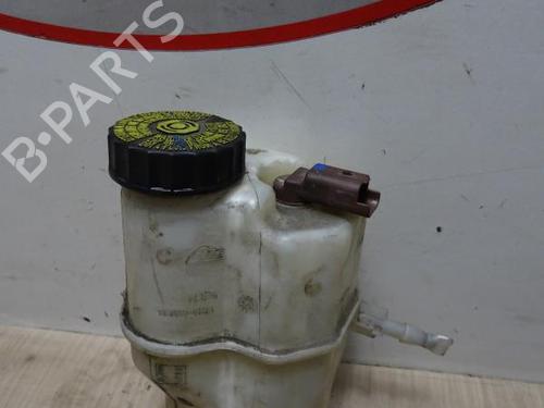 Used Brake master cylinder Brake master cylinder CITROËN C5 III (RD_) 2.0 16V (RDRFJC, RDRFJF) (140 hp) 13277079 13277079