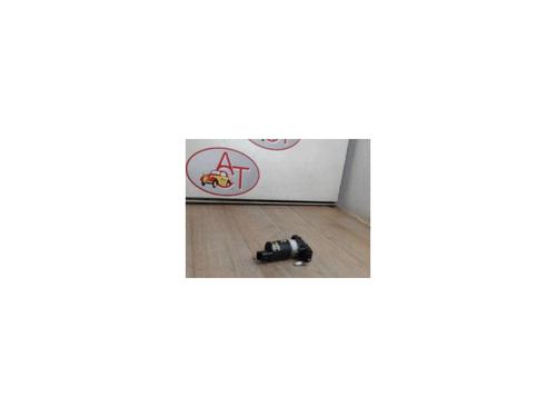 Spylervæskepumpe RENAULT MEGANE III Hatchback (BZ0/1_, B3_) 1.9 dCi (BZ0N, BZ0J) (131 hp) 13130336