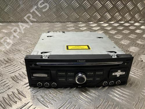 Used Radio Radio PEUGEOT 5008 (0U_, 0E_) 2.0 HDi 150 / BlueHDi 150 (150 hp) 33463051 33463051