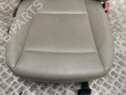 Right front seat BMW 1 Convertible (E88) 123 d | BP40281191C16 - Image 3