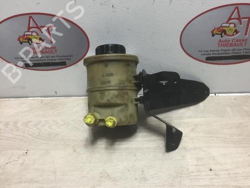 Used Power steering reservoir RENAULT MASTER II Van (FD) 2.5 dCi 100 (FD0U, FD0V, FD3U, FD3V, FD8U, FD8V) (99 hp) 13134262