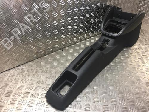 Middenconsole AUDI A1 (8X1, 8XK) 1.6 TDI (105 hp) 31185812
