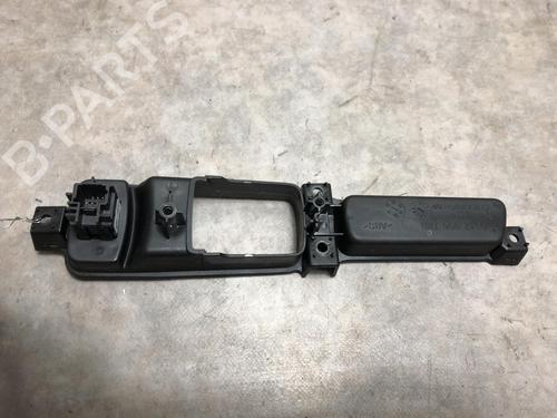 mando-renault-megane-iv-hatchback-b9amn_-15-dci-110-b9a3-2015-20620333 main image