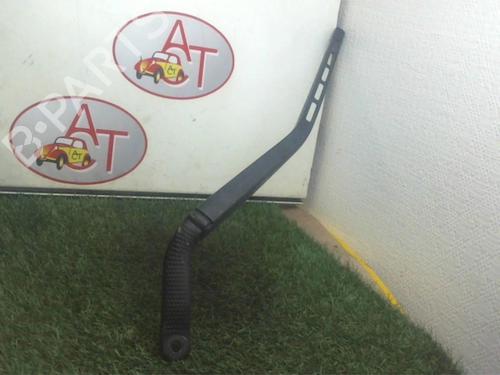 Used Front windshield wiper arm CITROËN C4 Coupe (LA_) 1.6 HDi (90 hp) 20630958