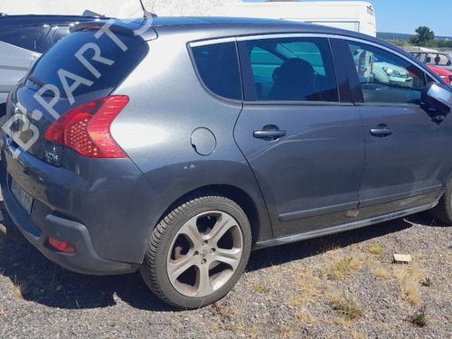 Right front fog light PEUGEOT 3008 I MPV (0U_) 1.6 HDi | BP31198872C31