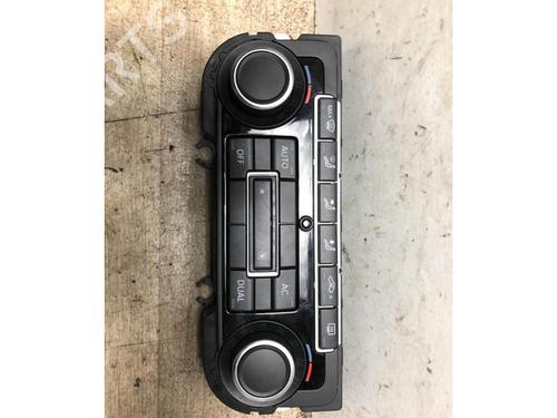 Climate control VW GOLF VI (5K1) 1.6 TDI | BP23186767I5 