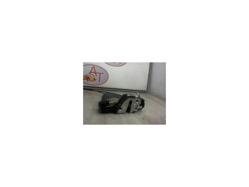 Used Front right lock TOYOTA AVENSIS (_T25_) 2.0 D-4D (ADT250_, ADT250R) (126 hp) 22925609