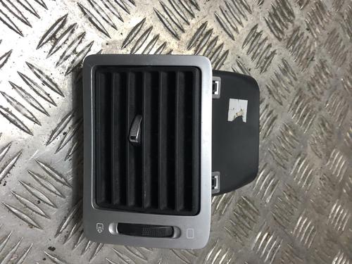 Used Air vent PEUGEOT 307 CC (3B) 2.0 HDi 135 (136 hp) 31198978