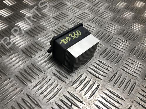 Used Heater resistor Heater resistor RENAULT CLIO IV (BH_) 1.5 dCi 75 (75 hp) 33976559 33976559