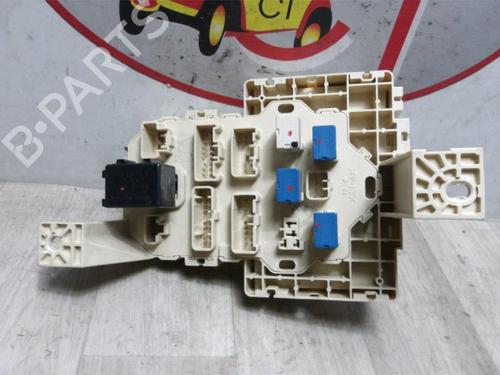 Used Fuse box OPEL AGILA B (H08) 1.0 (F68) (65 hp) 13267615