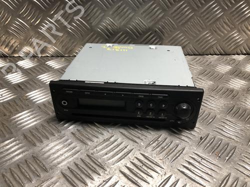 Auto-radio Auto-radio DACIA DUSTER (HS_) 1.5 dCi (HSMC) (107 hp) 35978067 35978067
