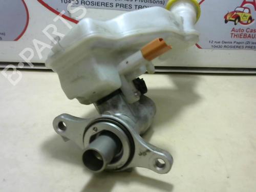 Used Brake master cylinder PEUGEOT 207 (WA_, WC_) 1.6 HDi (90 hp) 13276829