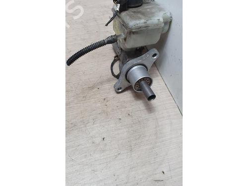 Brake master cylinder SKODA OCTAVIA II Combi (1Z5) 1.6 TDI | BP13277156M77 