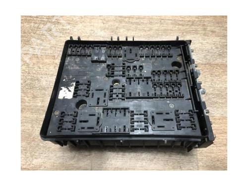 Fuse box AUDI A3 (8P1) 1.9 TDI | BP25305366E1 