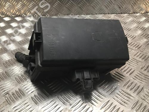 Used Fuse box VW GOLF VII (5G1, BQ1, BE1, BE2) 1.4 TSI (122 hp) 31245235