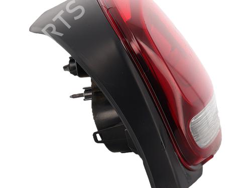 Right taillight CITROËN C3 III (SX) 1.2 PureTech 82 | BP37685164C35 - Image 5