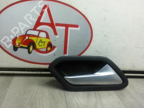 Høyre foran invendig håndtak DACIA DUSTER (HM_) 1.5 dCi 110 4x4 (HMAB) (109 hp) 13225826