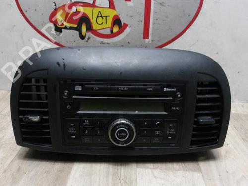 Used Radio NISSAN MICRA III (K12) 1.2 16V (65 hp) 13282161