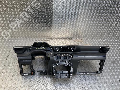 Used Dashboard PEUGEOT 2008 II (UD_, US_, UY_, UJ_, UR_, UC_) 1.2 PureTech 130 (USHNS, URHNS) (130 hp) 32628271
