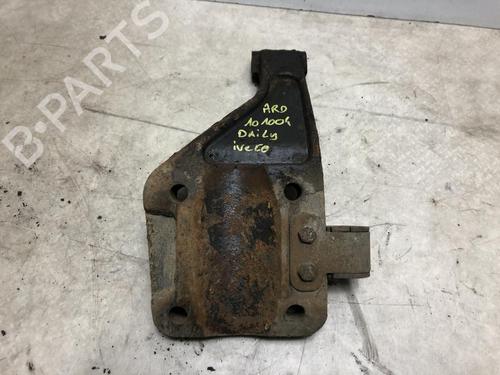 Used Right rear suspension arm IVECO DAILY III Van 35 C 12 V, 35 S 12 V (AGKA43A2, AGKB43A2, AGKB46A2,... (116 hp) 23128403