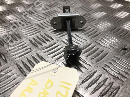 Used Hinge/Door check strap NISSAN QASHQAI I (J10, NJ10) 1.5 dCi (110 hp) 33164748