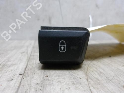 Used Switch PEUGEOT 208 I (CA_, CC_) 1.4 HDi (68 hp) 13279638