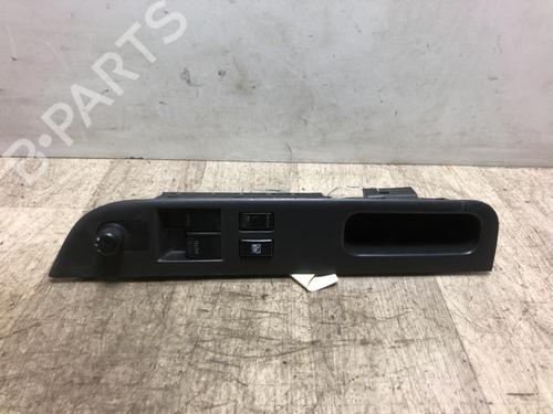 Used Left front window switch SUZUKI SWIFT III (MZ, EZ) 1.3 DDiS (RS413D) (75 hp) 20622510