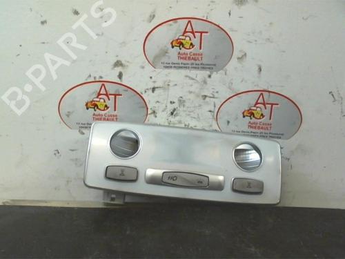 Used Interior roof light RENAULT LAGUNA III (BT0/1) 1.5 dCi (BT00, BT0A, BT0T, BT1J) (110 hp) 12964293