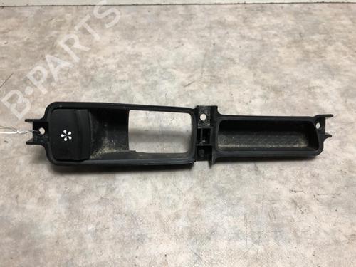 Switch RENAULT MEGANE IV Hatchback (B9A/M/N_) 1.6 dCi 130 (B9A4) | BP20620333I30