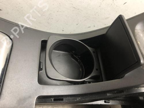 Middle console PEUGEOT 407 Coupe (6C_) 2.7 HDi | BP31199156I22