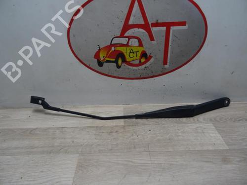 Used Front windshield wiper arm FORD FIESTA VI (CB1, CCN) 1.4 TDCi (68 hp) 13134670