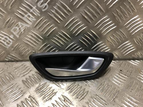 Højre bagtil invendig håndtag RENAULT MEGANE IV Hatchback (B9A/M/N_) 1.5 dCi 110 (B9A3) (110 hp) 31200947