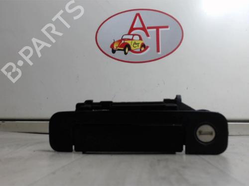 Used Front left exterior door handle AUDI 80 B4 Saloon (8C2) 2.0 E (115 hp) 29517311