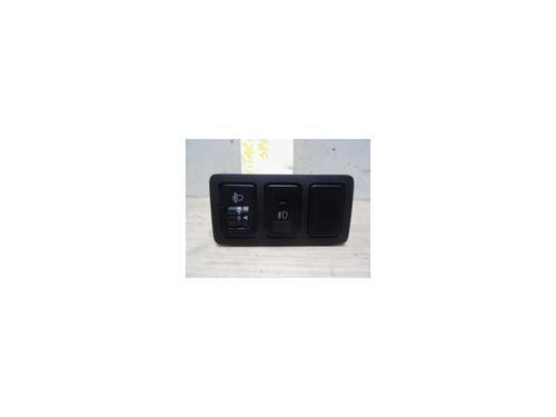 Used Switch SUZUKI GRAND VITARA II (JT, TE, TD) 1.9 DDiS All-wheel Drive (JT419, TD44, JB419WD, JB419XD,... (129 hp) 13036842