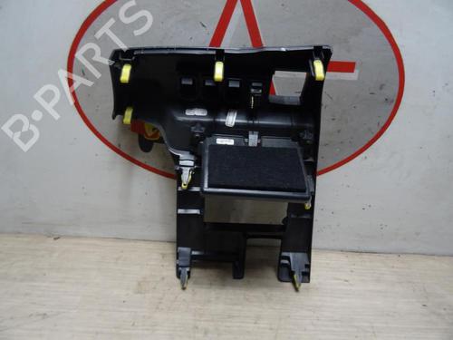 Used Switch TOYOTA AURIS Estate (_E18_) 1.8 Hybrid (ZWE186_, ZWE186R, ZWE186H) (136 hp) 12971768