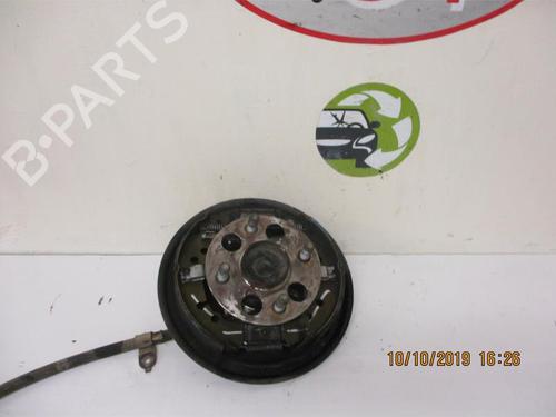 Used Left rear steering knuckle TOYOTA YARIS (_P9_) 1.4 D-4D (NLP90_, NLP90R) (90 hp) 13134388