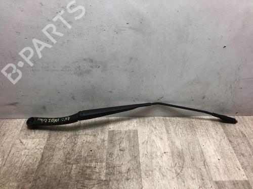 Used Front windshield wiper arm RENAULT KOLEOS I (HY_) 2.0 dCi 4x4 (HY0K) (150 hp) 20624507