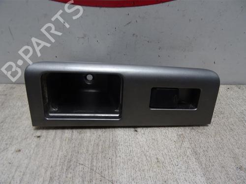 Used Right rear window switch NISSAN NAVARA NP300 (D40) 2.5 dCi 4WD (D40TT, D40T, D40M, D40BB) (190 hp) 12966358
