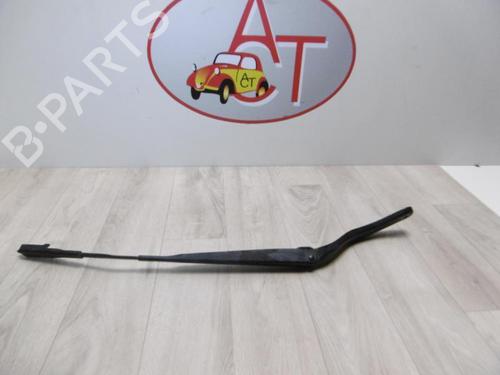 Used Front windshield wiper arm ALFA ROMEO MITO (955_) 1.3 MultiJet (955AXP1A, 955AYC1A) (95 hp) 20632290