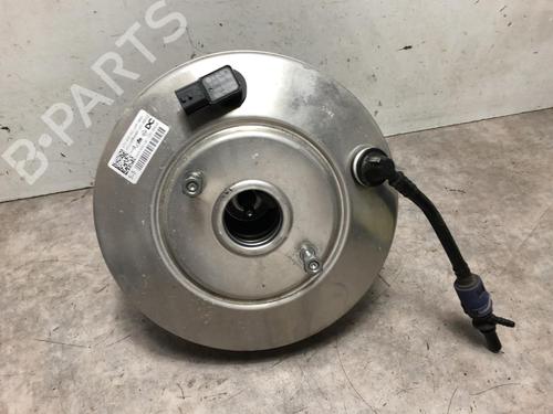 Used Servo brake RENAULT TWINGO III (BCM_, BCA_) 0.9 TCe 90 (BCM9, BCM2) (90 hp) 20624935