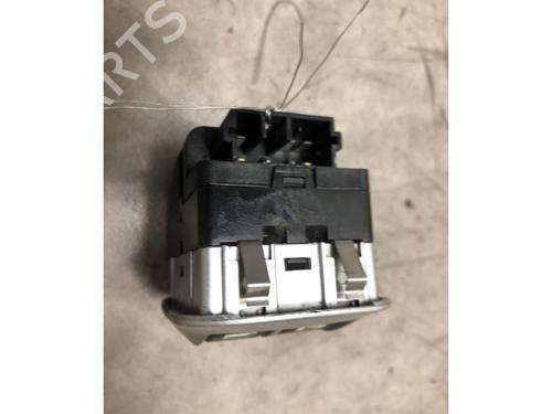 Left front window switch PEUGEOT 206+ (2L_, 2M_) 1.4 HDi eco 70 | BP20150478I27 