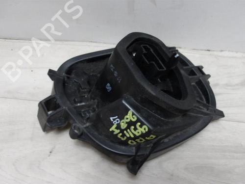 Licence plate light PEUGEOT 208 I (CA_, CC_) 1.2 PureTech 82 | BP13290666I40 