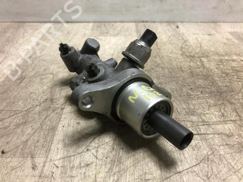 Used Brake master cylinder VW NEW BEETLE Convertible (1Y7) 1.4 (75 hp) 20621640